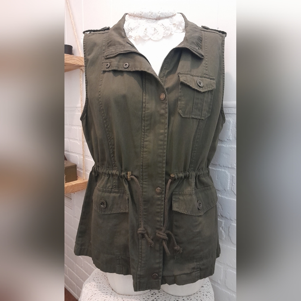 Women's Olive Green Utility Vest